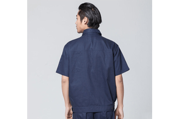 品质好的衣服精选 7b413068560q2c0g.png