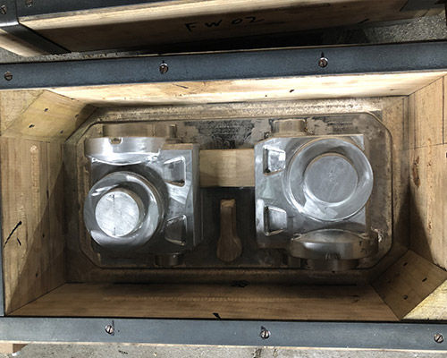 在进行设计铸造模具时要注意什么