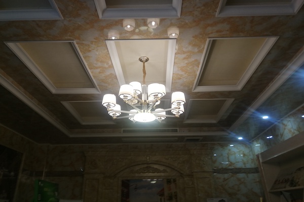 09d608c830ugoxde.jpg