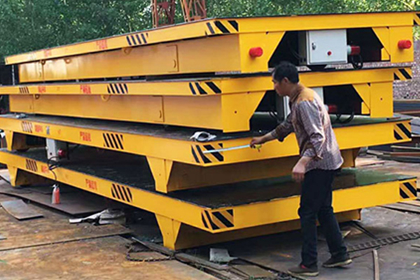 东营流动轻型起重生产厂家-金旭起重机聚合铝图片