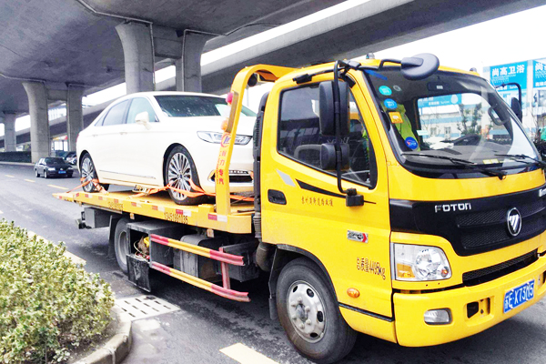 浉河市区电瓶更换修复公司-宝声道路救援维修