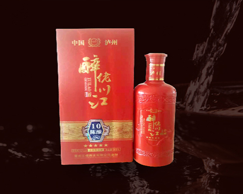 跨界酒商转投散酒连锁：82平社区小店月营12万，守店一年半才翻身