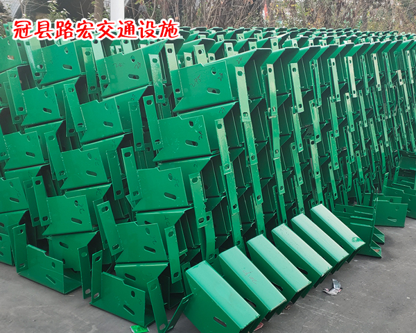 湖北公路护栏立柱直销