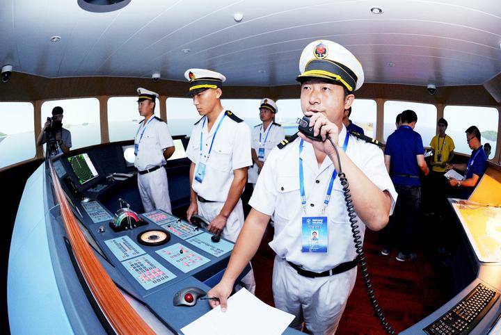 根据《中华人民共和国海船船员适任考试和发证
