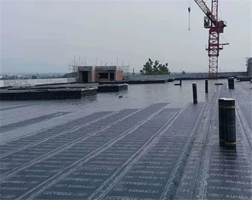 沈阳自粘高分子防水卷材施工方案,聚乙烯丙(涤)纶高分子防水材料施工