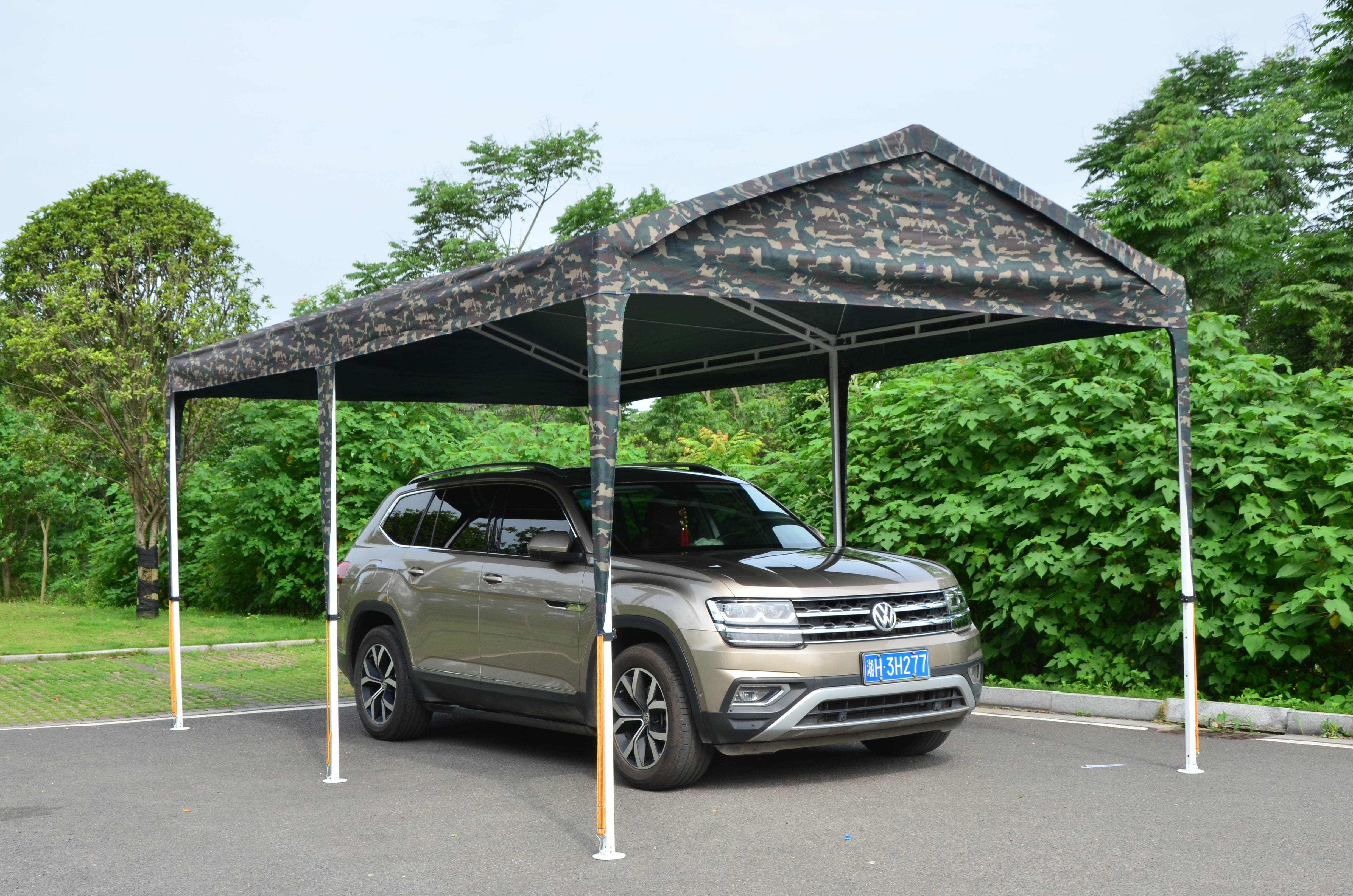 的时候,为了方便也为了安全,骑行或者是户外的驴友都会带一两顶推拉蓬