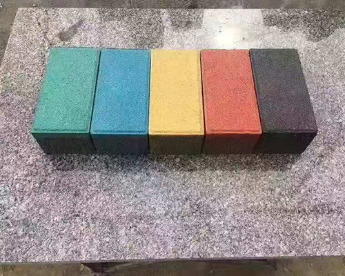 砖_白山优质的200×100×80彩色透水砖联系方式-巾扬水泥制品-搜了网
