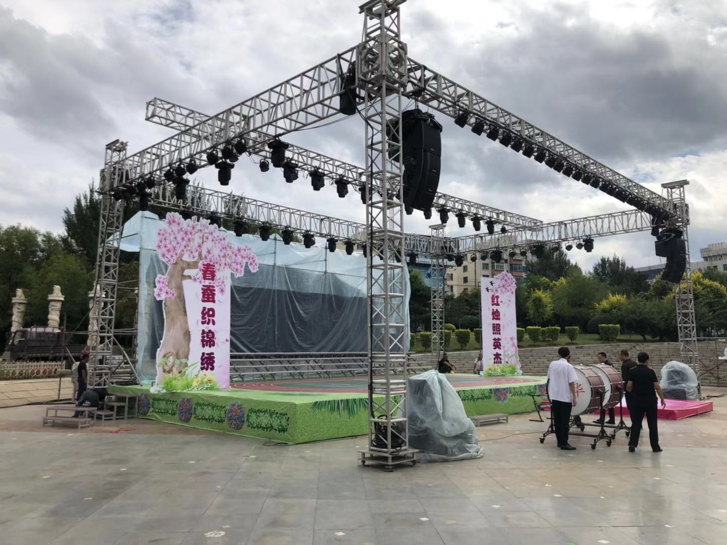 朝阳车展铝合金桁架公司电话