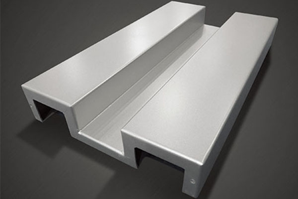 中山专业机房墙面板代理喷涂铝方通剪板