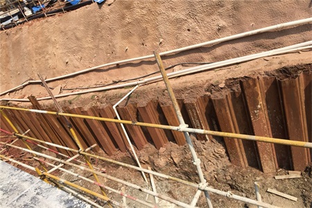 东兴专营热轧钢板桩租赁