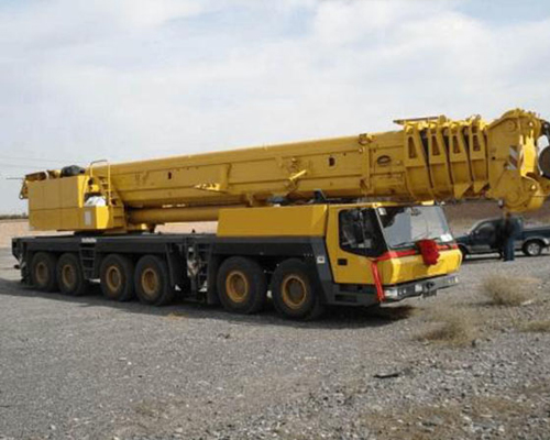 300吨汽车吊出租