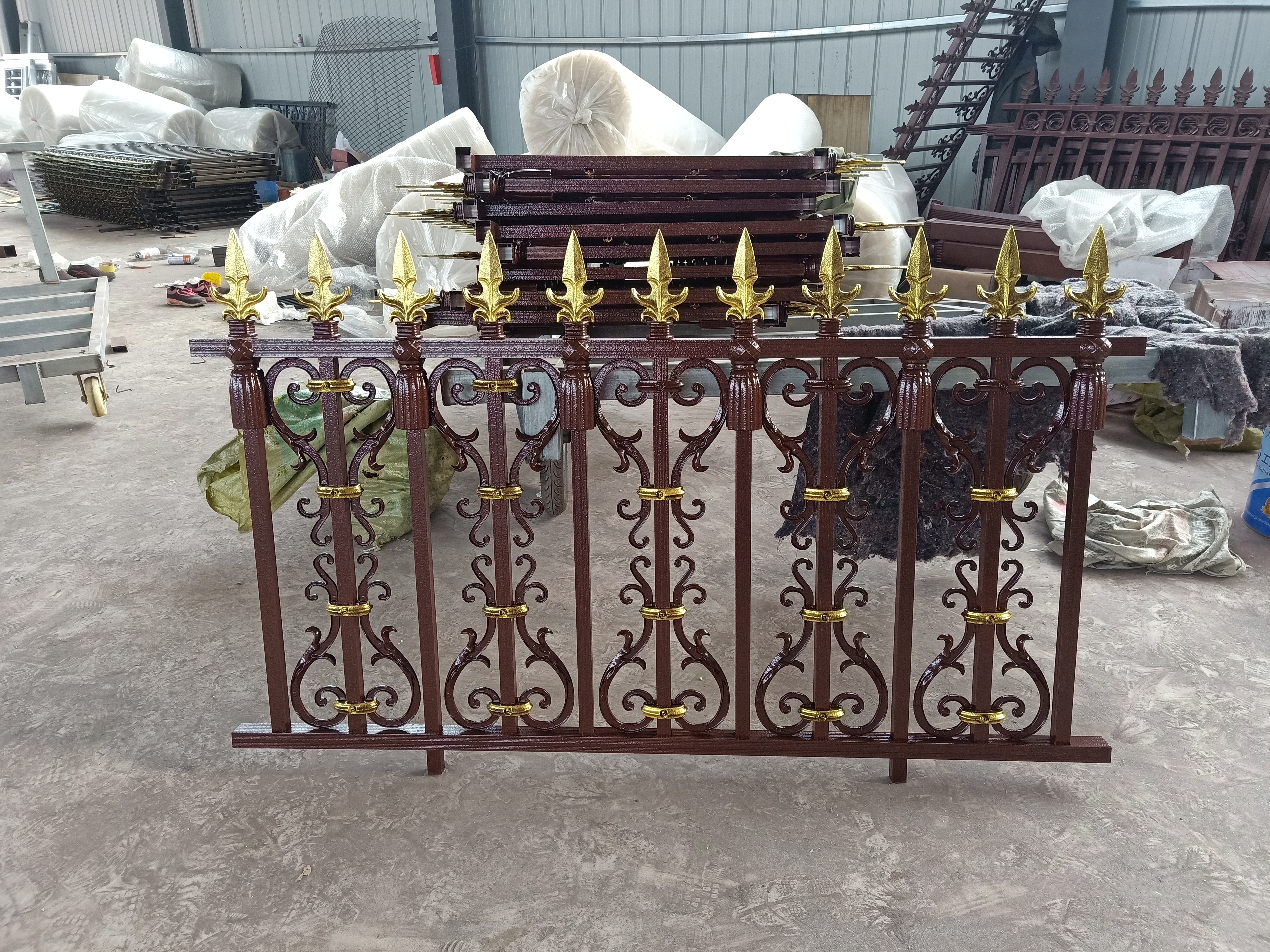 本溪铁艺护栏厂家