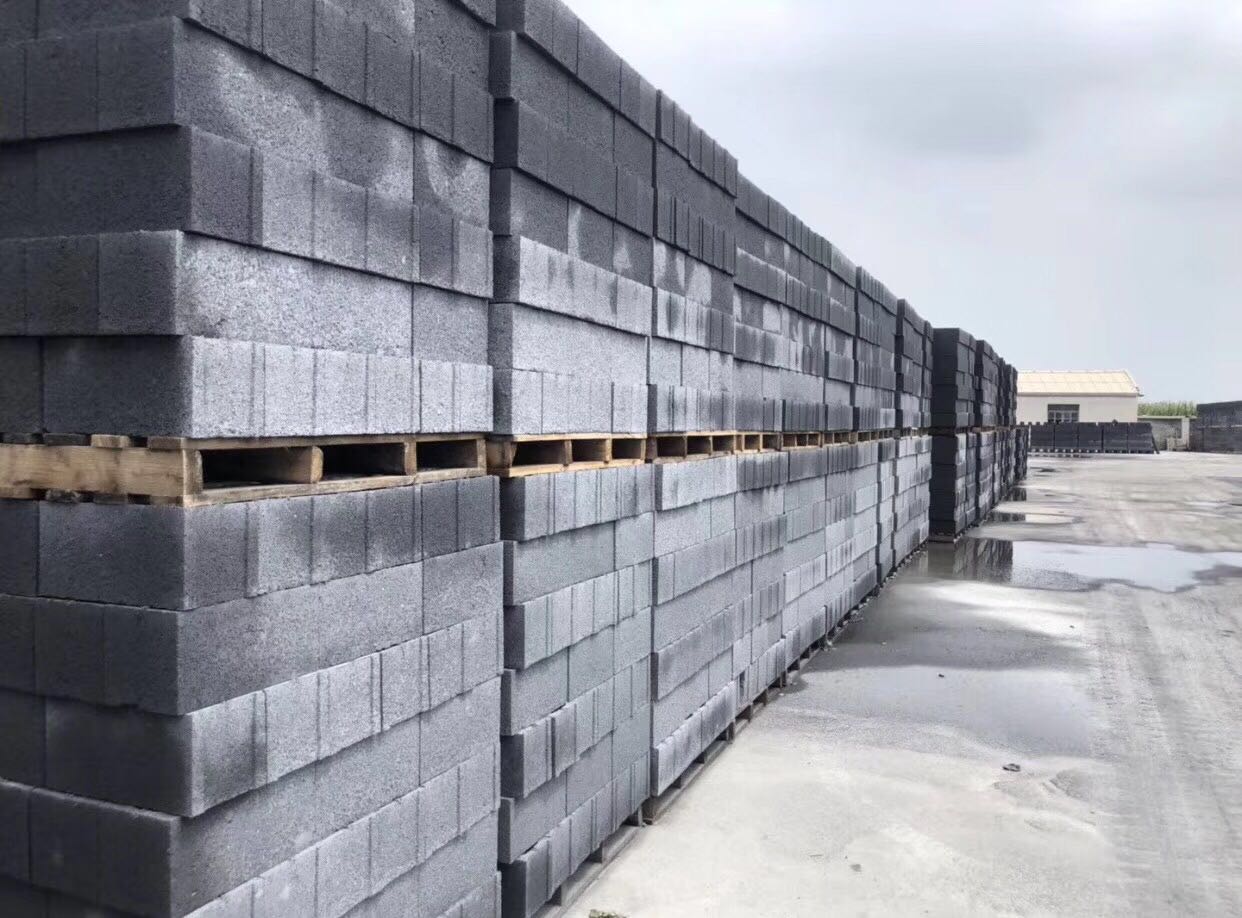 空心砖厂家_小青砖厂家_大标砖厂家-长春市春安水泥制品厂