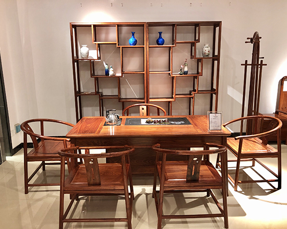 寻甸双洋红木家具卖场