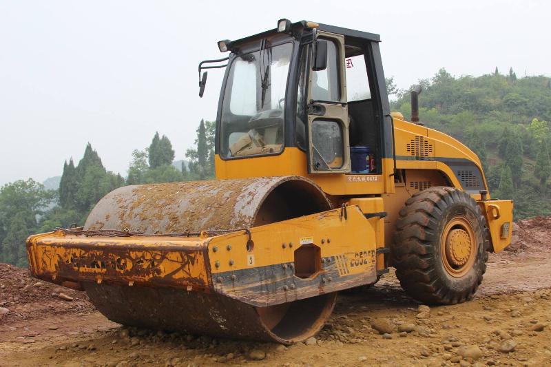 虎林沥青混凝土搅拌站厂,彩色沥青路面公司